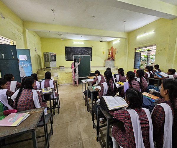 रायगढ़ के खरसिया ब्लॉक के तीन स्कूलों को युक्तियुक्तकरण से मिले 11 विषय-विशेषज्ञ व्याख्याता