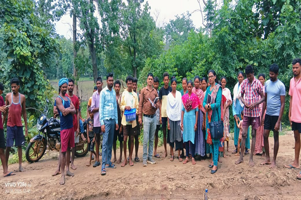  पानी की जांचकर खोली आंखे, पीने के पानी की गुणवत्ता पर सजग हुए ग्रामीण