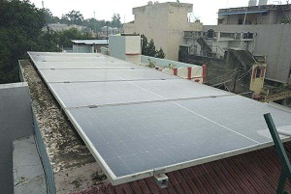 प्रधानमंत्री सूर्यघर मुफ्त बिजली योजनाः आत्मनिर्भरता और पर्यावरण संरक्षण की ओर एक सफल कदम