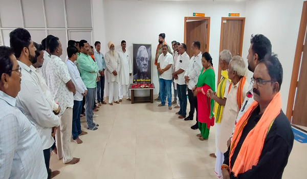 गरियाबंद भाजपा ने मनाई भारत रत्न अटल बिहारी वाजपेयी जी की पुण्यतिथि
