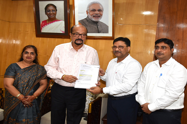  राज्यपाल श्री डेका ने रविशंकर विश्वविद्यालय को नैक ए प्लस ग्रेड मिलने पर दी शुभकामनाएं