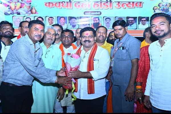 कवर्धा में दही हांडी उत्सव में शामिल हुए डिप्टी सीएम शर्मा