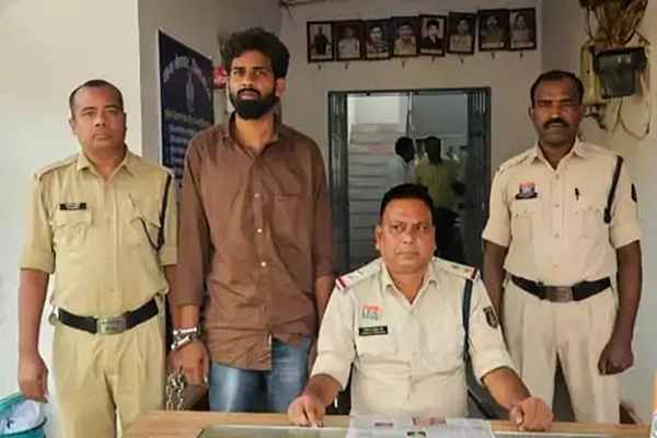 जमीन दिलाने के नाम लाखों की ठगी,आरोपी गिरफ्तार