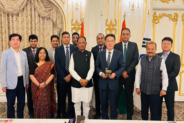 सियोल में मुख्यमंत्री श्री विष्णु देव साय और ATCA प्रतिनिधिमंडल की महत्वपूर्ण भेंट, छत्तीसगढ़ में निवेश की संभावनाओं पर हुई चर्चा