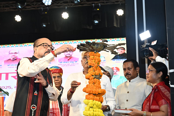 पंडित राजेंद्र गंगानी की कथक प्रस्तुति ने दर्शकों को किया मंत्रमुग्ध