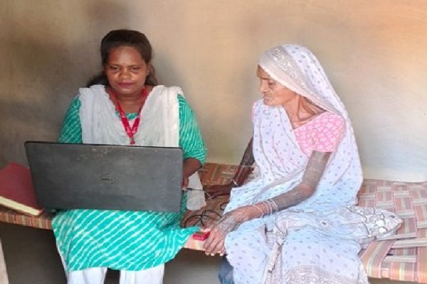  चिड़ोरा की तारा बाई स्व-सहायता समूह से बनी आत्मनिर्भर