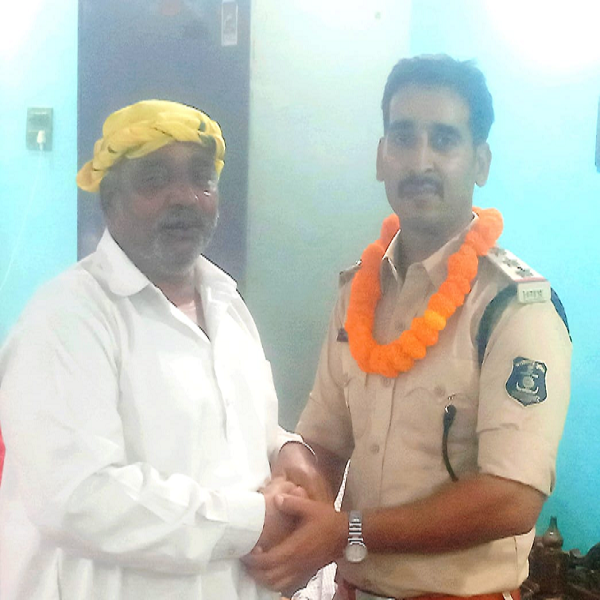  मोहम्मद फिरोज को निरीक्षक पद पर पदोन्नति पर छत्तीसगढ़ उमराह एंड वेलफेयर सोसाइटी ने दी बधाई