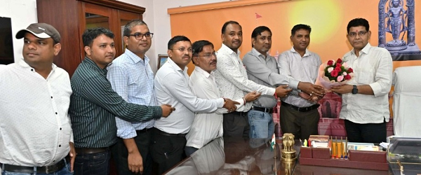  राजस्व प्रकरण निर्धारित समय सीमा में निराकृत करें अधिकारी: टंक राम वर्मा