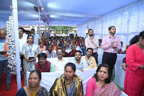  रेशम उत्पादन में छत्तीसगढ़ को लाना है पहले पायदान पर - श्री अरुण साव