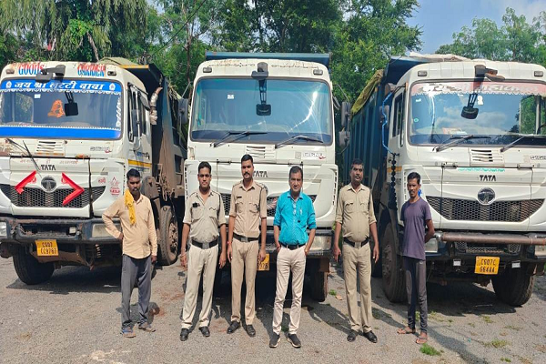  रेत, गिट्टी एवं मुरम के अवैध परिवहन पर खनिज विभाग की बड़ी कार्रवाई- 13 हाईवा जब्त