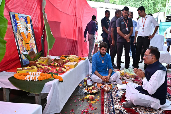 श्रम की सार्थकता और सृजन की भावना को समाज में प्रतिष्ठित करने का श्रेय भगवान विश्वकर्मा को - मुख्यमंत्री विष्णु देव साय