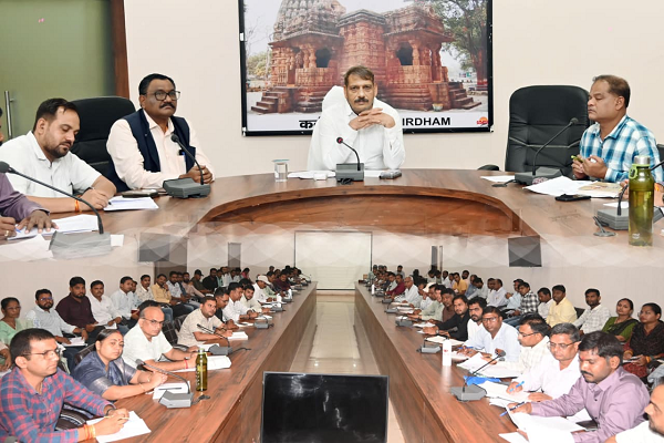  जिले में 30 सितम्बर तक हर किसान का एग्रीस्टेक पंजीयन अनिवार्य रूप से करें&ndash; कलेक्टर श्री गोपाल वर्मा