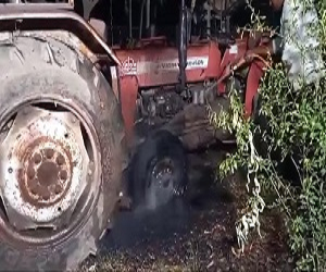 ट्रैक्टर में दब गया चालक, लापरवाही ने ले ली जान