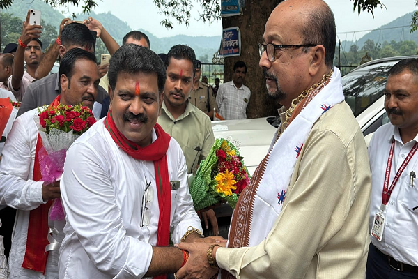  भोरमदेव मंदिर परिसर में राज्यपाल श्री रमेन डेका का उप मुख्यमंत्री ने किया आत्मीय स्वागत