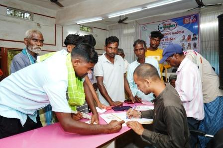 &ldquo;सेवा पखवाड़ा&ldquo; अंतर्गत पेंशन योजनाओं हेतु विशेष शिविर, हितग्राहियों ने लिया लाभ