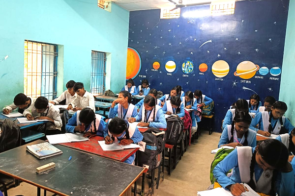  मोहगांव हाई स्कूल में अंग्रेजी, गणित एवं कला विषय के शिक्षकों की पदस्थापना