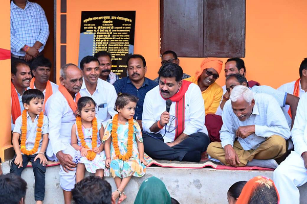 उपमुख्यमंत्री श्री विजय शर्मा ने ग्राम कुरूवा में सामुदायिक भवन का किया लोकार्पण