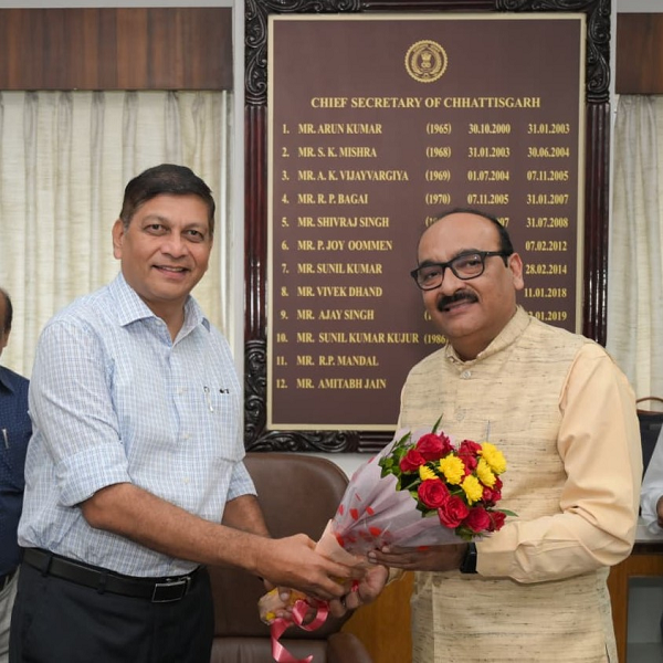  &rsquo;छत्तीसगढ़ के नवनियुक्त मुख्य सचिव श्री विकासशील ने कार्यभार संभाला&rsquo;