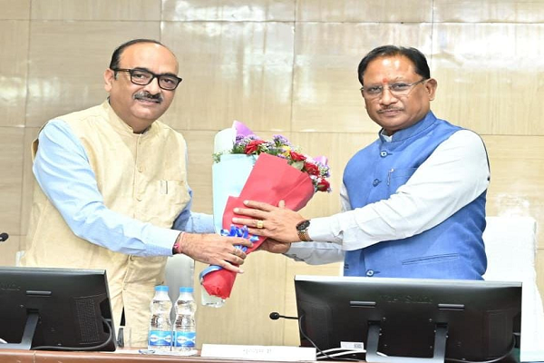 मुख्यमंत्री श्री विष्णु देव साय की अध्यक्षता में कलेक्टर कॉन्फ्रेंस शुरू