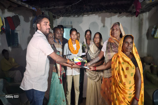 पूनम सिंह आर्माे का नेशनल फुटबॉल टीम में चयन, सूरजपुर का नाम किया रोशन