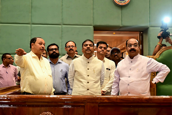 उप मुख्यमंत्री श्री अरुण साव ने विधानसभा भवन के लोकार्पण की तैयारियों का किया निरीक्षण