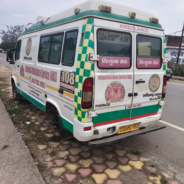  &ldquo;वनांचल छेत्र में आपात सेवा ठप &mdash; कुकदूर स्वास्थ्य केंद्र की 108 एंबुलेंस चार दिन से सड़क किनारे खड़ी, मरीजों की जिंदगी भगवान भरोसे&rdquo;