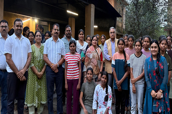 छत्तीसगढ़ राज्य खाद्य आयोग के अध्यक्ष संदीप शर्मा ने किया राशन दुकानों का औचक निरीक्षण