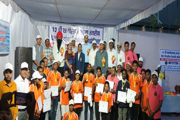 राज्यस्तरीय पैरा दिव्यांग तैराकी प्रतियोगिता : जिले के खिलाड़ियों ने शानदार प्रदर्शन कर जीते तीन गोल्ड और दो सिल्वर मैडल