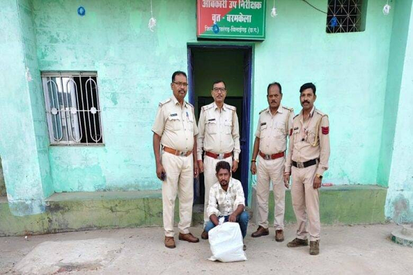 बरपाली में आबकारी विभाग की कार्रवाई