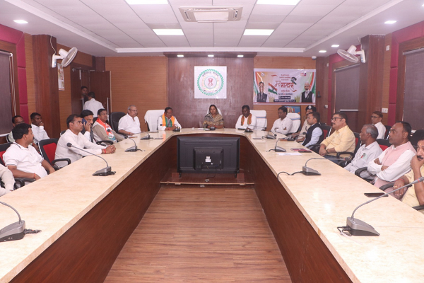  'वंदे मातरम् की 150 वीं वर्षगांठ : राष्ट्रभावना का अद्वितीय उत्सव &mdash; मंत्री श्रीमती लक्ष्मी राजवाड़े'