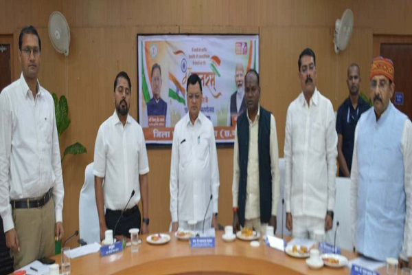  वंदे मातरम् के सामूहिक गायन ने जगाई राष्ट्रभाव की अनुभूति