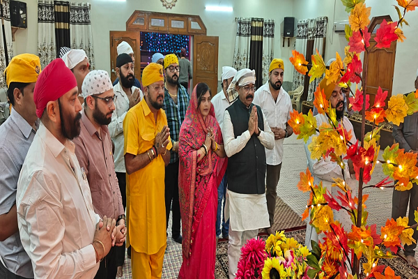 प्रकाश पर्व पर गुरुद्वारा पहुंचे उपमुख्यमंत्री साव, टेका मत्था