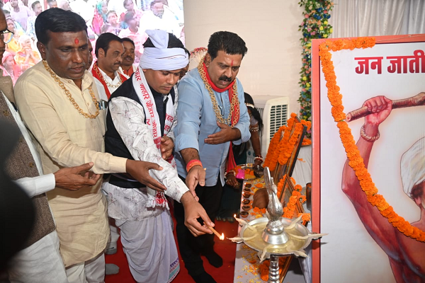  धरती आबा भगवान बिरसा मुण्डा जयंती दिवस जनजाति समाज की वीरता, त्याग और संस्कृति को समर्पित है-उप मुख्यमंत्री श्री विजय शर्मा