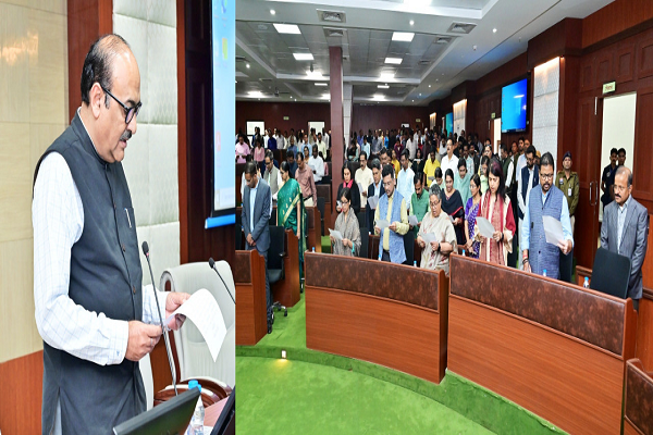 संविधान दिवस पर मंत्रालय में मुख्य सचिव ने मंत्रालयीन अधिकारियों को भारत के संविधान उद्देशिका का कराया सामूहिक वाचन