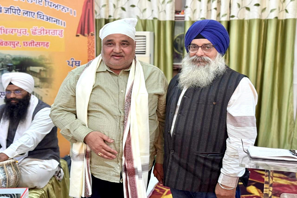  गुरु तेग बहादुर जी की 350वीं शहादत की शताब्दी पर अम्बिकापुर गुरुद्वारा में विशेष कीर्तन समागम