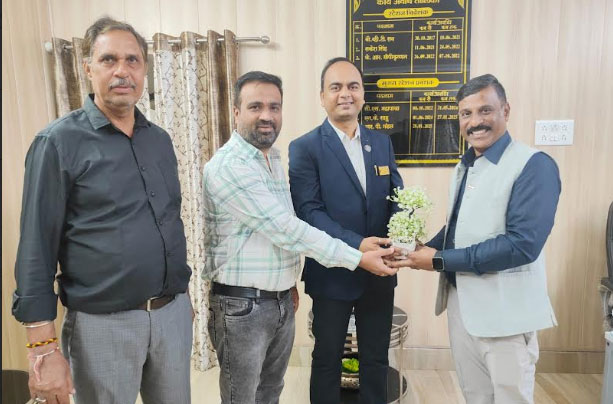 छत्तीसगढ़ चेम्बर ने रायपुर रेलवे स्टेशन को सर्वसुविधा युक्त बनाने पर दिया ज़ोर