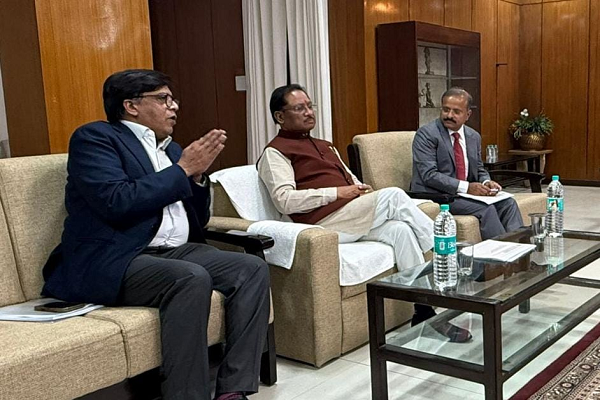 सिंचाई की नवीनतम तकनीक PIN से प्रभावित हुए सीएम साय, अधिकारियों को दिये अध्ययन करने के निर्देश