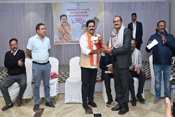 कवर्धा में उत्कृष्ट चिकित्सा सेवाओं के लिए चिकित्सकों का आभार - उपमुख्यमंत्री श्री विजय शर्मा