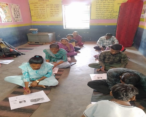 उल्लास नव भारत साक्षरता कार्यक्रम की महापरीक्षा में शामिल हुए 22 आत्मसमर्पित नक्सली