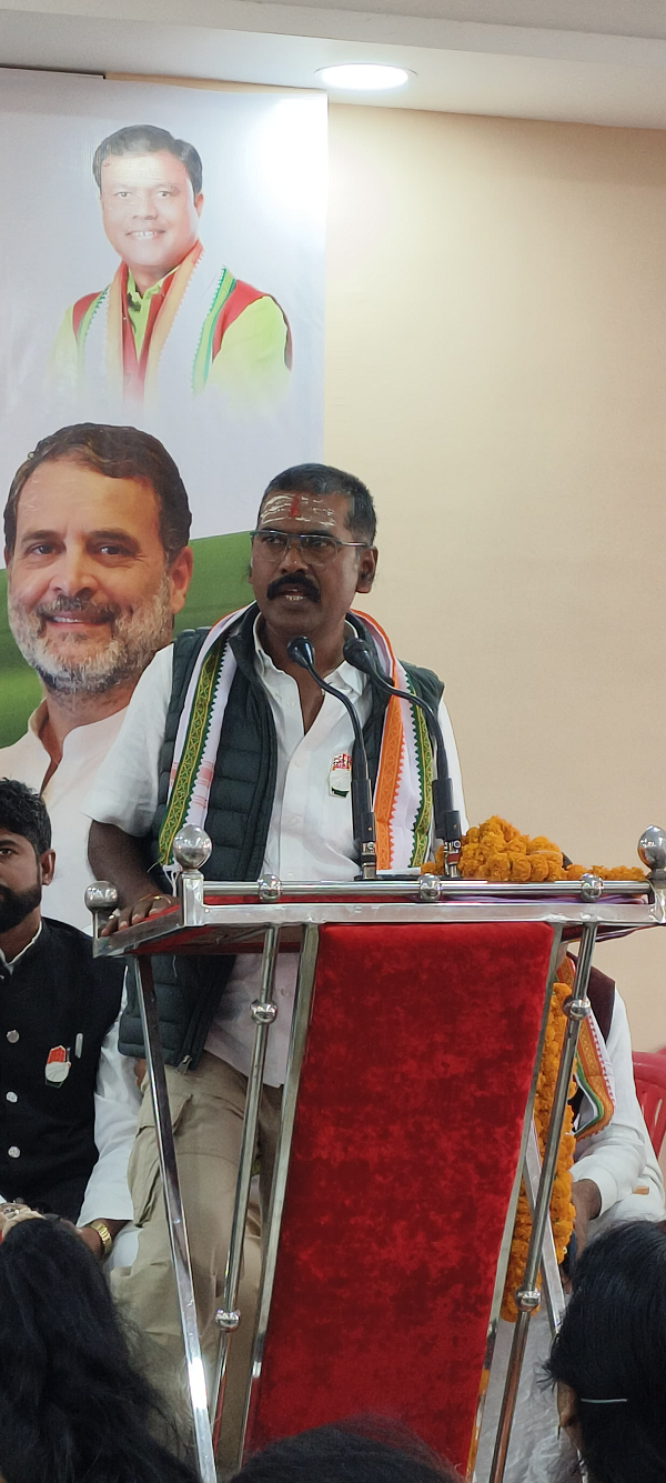  जिला कांग्रेस कमेटी कवर्धा एवं समस्त ब्लॉक कांग्रेस अध्यक्षों का शपथ ग्रहण समारोह संपन्न