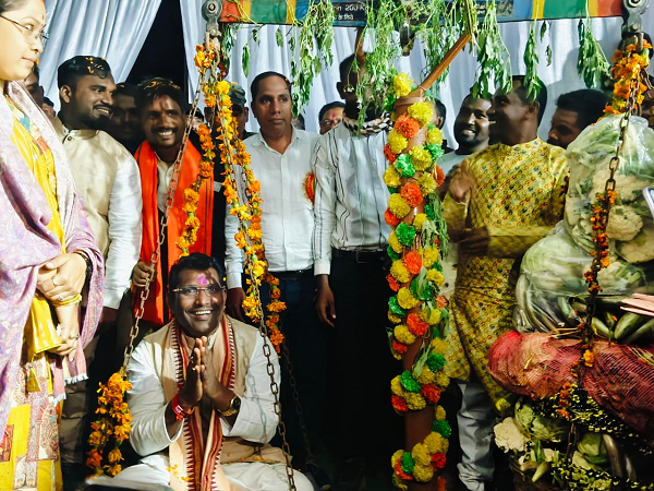  ग्राम बारूका में शाकम्भरी महोत्सव में शामिल हुए विधायक रोहित साहू