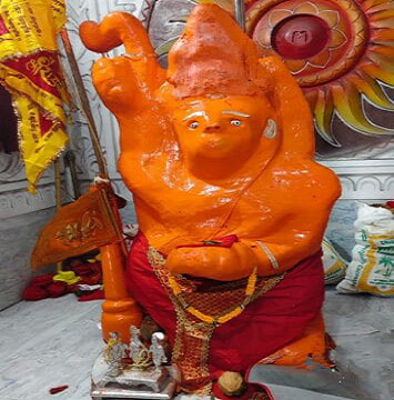 कमरौद हनुमान मंदिर में फिर चोरी : चांदी के जेवरात ले उड़े चोर, सीसीटीवी कैमरे भी उखाड़ ले गए आरोपी