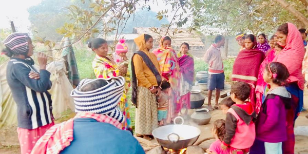 छिंद के पेड़ों से बदल रही दीदियों की किस्मत,