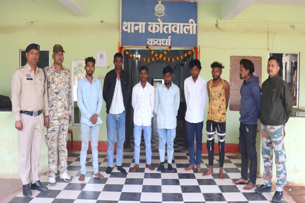 घुघरी रोड पर राहगीरों को परेशान करने वालों पर पुलिस की ताबड़तोड़ कार्रवाई, 7 बदमाश एवं 1 नाबालिक हिरासत में