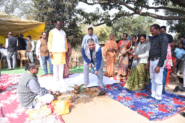 पर्यटन एवं संस्कृति मंत्री श्री राजेश अग्रवाल ने लखनपुर में 4.18 करोड़ से अधिक की 26 विकास कार्यों का किया भूमिपूजन