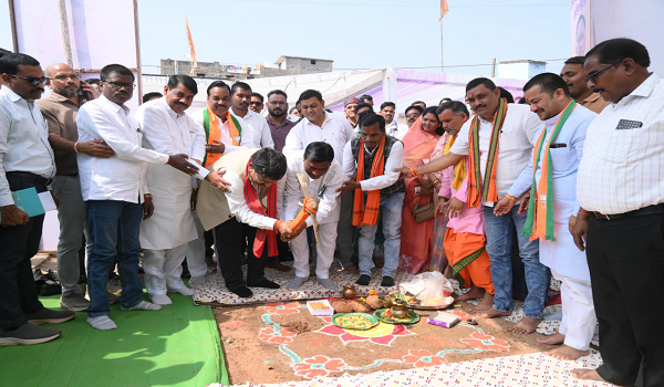  उप मुख्यमंत्री श्री विजय शर्मा ने कवर्धा नगर के विकास के लिए रखी 2.80 करोड़ के निर्माण कार्यों की आधारशिला
