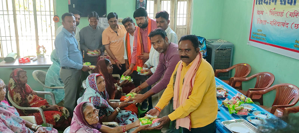 मुख्यमंत्री विष्णुदेव साय के जन्मदिवस पर सियान सेवा सदन में मिला वृद्धजनों का आशीर्वाद
