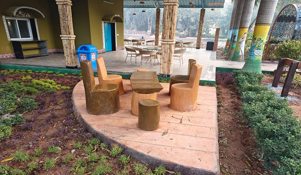  गार्बेज से गौरव तक: डंपिंग ग्राउंड से बनी &lsquo;जनजातीय गौरव वाटिका&rsquo;