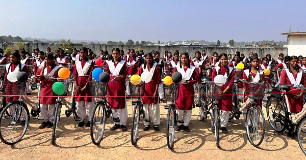 सरस्वती साइकिल योजना और बेटी बचाओ-बेटी पढ़ाओ से सशक्त हो रहीं बेटियां