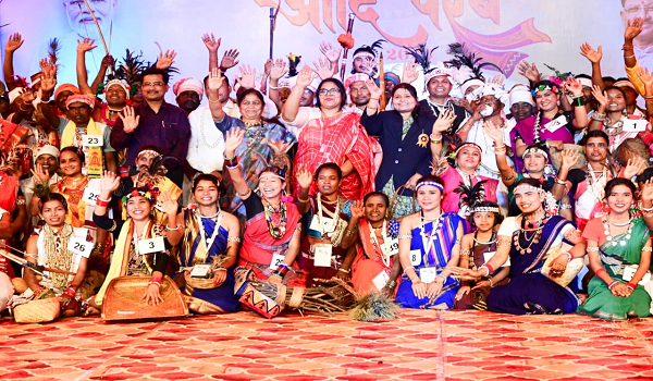 &lsquo;आदि परब&rsquo; का रंगारंग आगाज